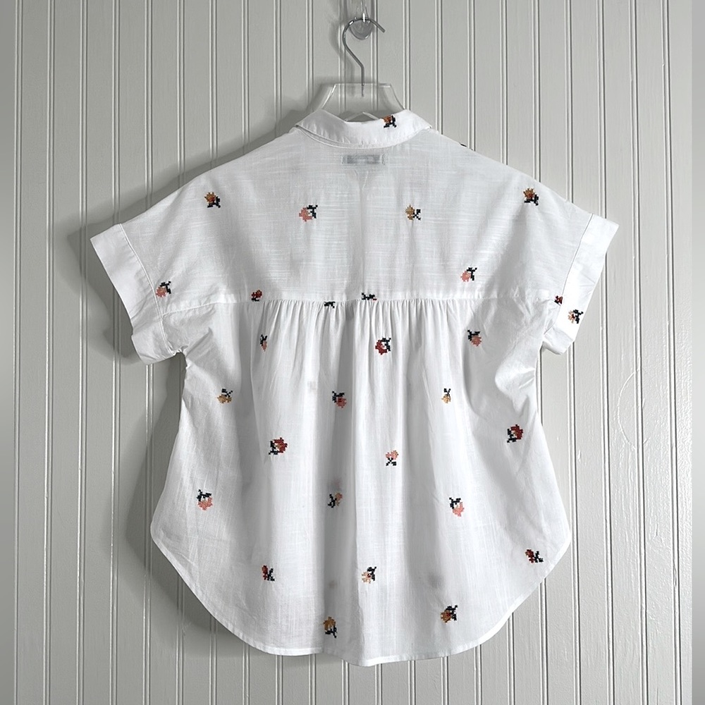 Madewell Pocket Shirt in Cross-Stitch Floral - Picture 3 of 8